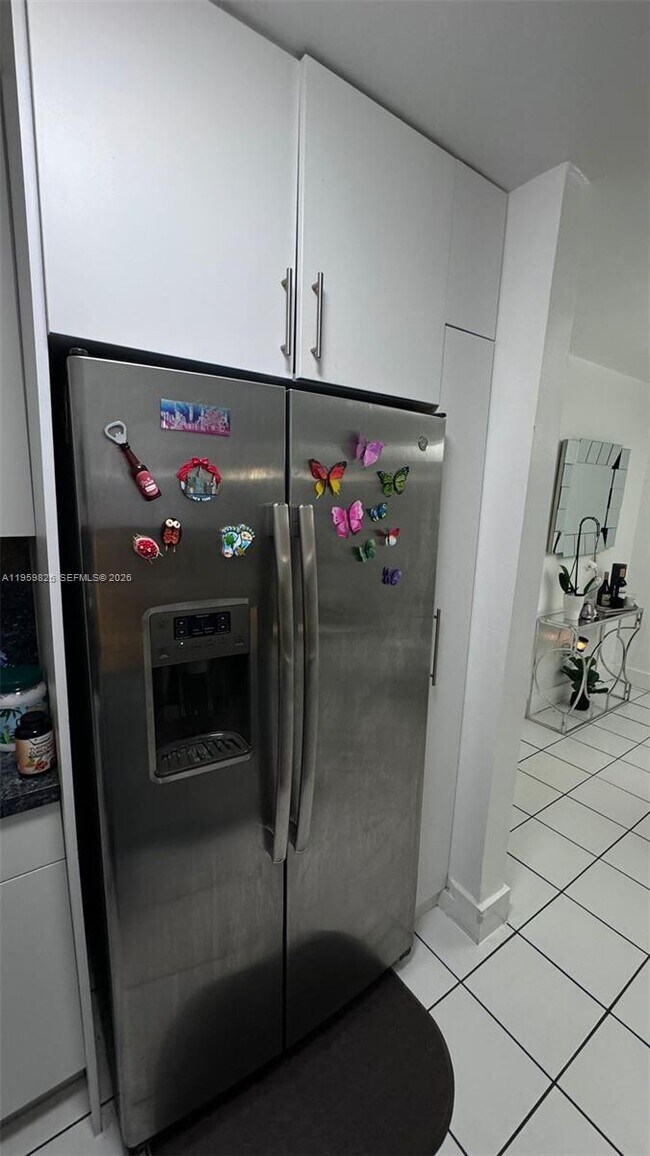 Building Photo - 9455 W Flagler St