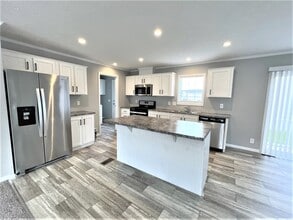 Building Photo - 5173 Coventry Dr