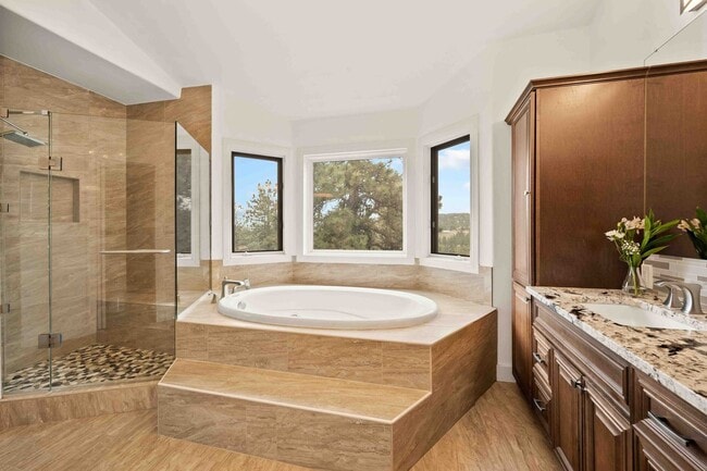 Building Photo - Exquisite Lookout Mountain Estate – Where ...