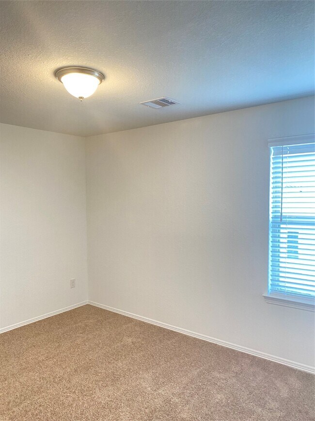 Building Photo - 23110 True Fortune Dr