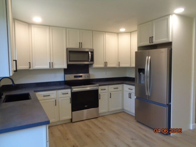 Building Photo - 600 Rialto Dr