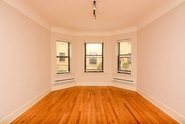 Building Photo - 2320.5 N Rockwell St