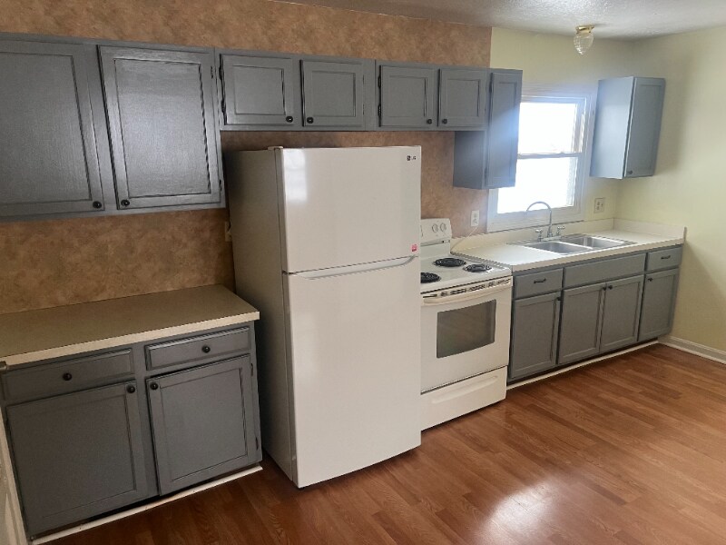 Building Photo - 12642 Sharon Lynn Dr