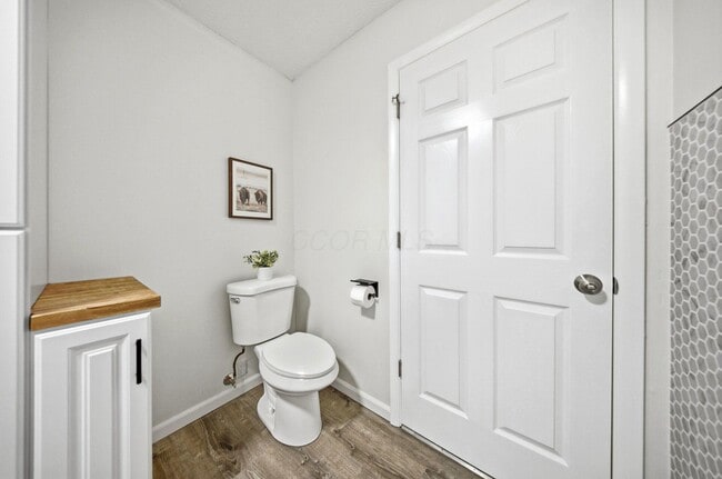 Building Photo - 103 Valleyview Dr