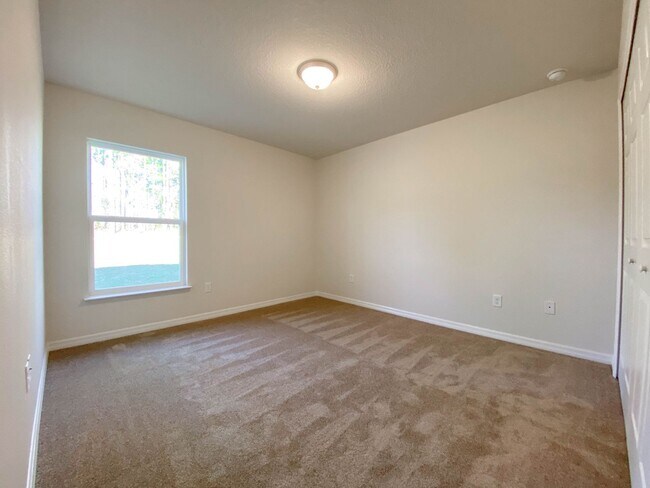 Building Photo - 13377 SW 86th Ave