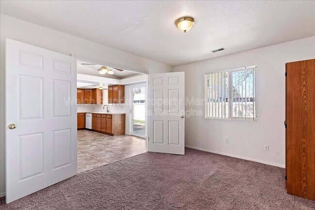 Building Photo - 928 E 1275 N