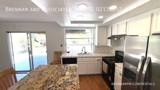 Building Photo - 1697 Parkland Way
