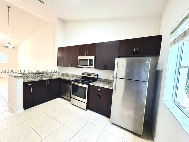 Building Photo - 3431 W 80th St