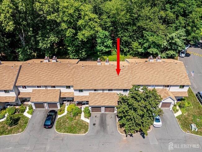 Building Photo - 6 Tulip Ct