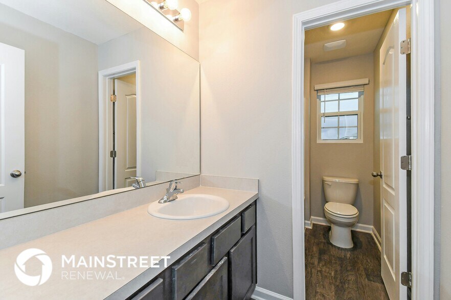 Building Photo - 8478 Cape Fox Dr