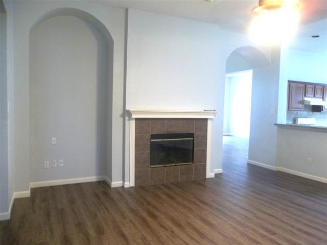 Building Photo - 8405 Greenfield Dr