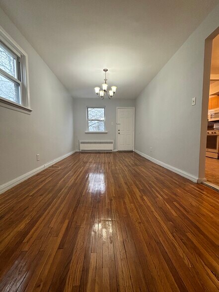 Building Photo - 2090 Bragg St