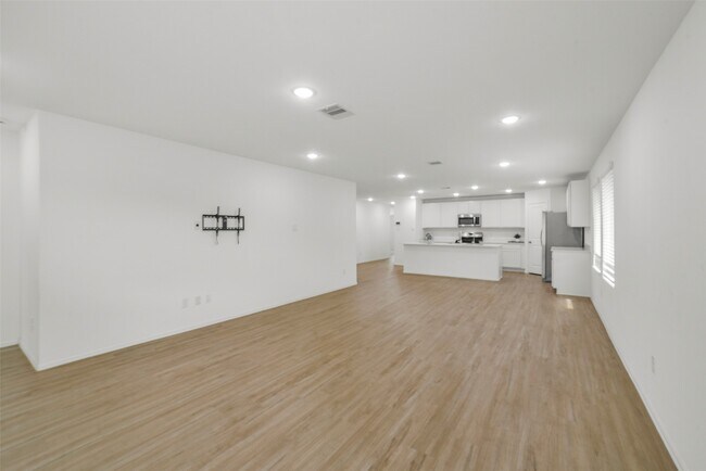 Building Photo - 1504 Twilight Grn Dr