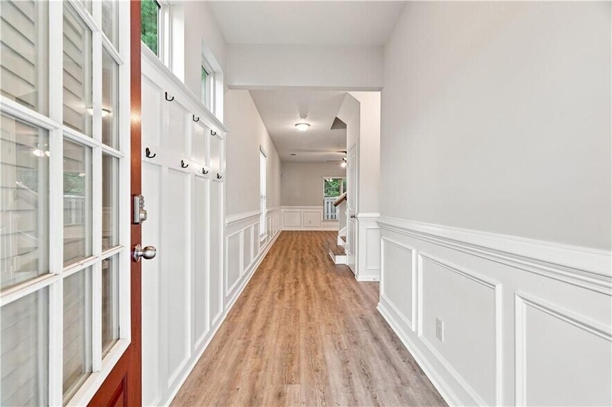 Building Photo - 1336 Brookmere Way