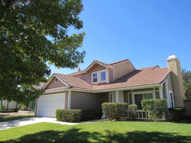 Building Photo - West Lancaster Home in a cul-de-sac