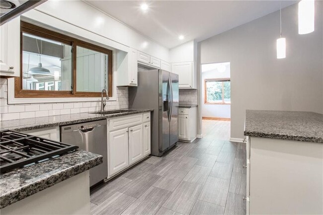 Building Photo - 1863 Merrimac Ct NE