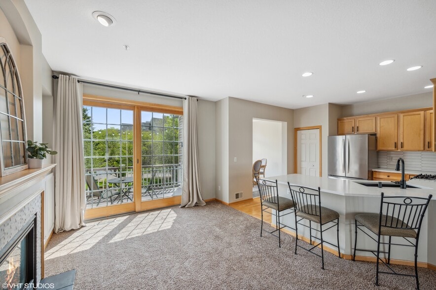 Building Photo - 977 Fairfield Ct