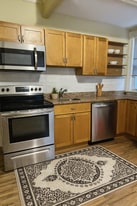 Building Photo - 99 Hungerford St