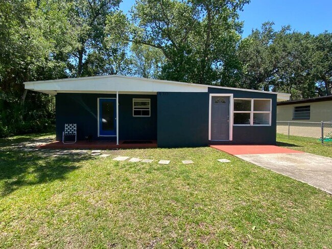 Primary Photo - 3/1 in Holly Hill