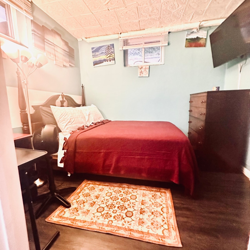 Building Photo - 5 Hardy Pl