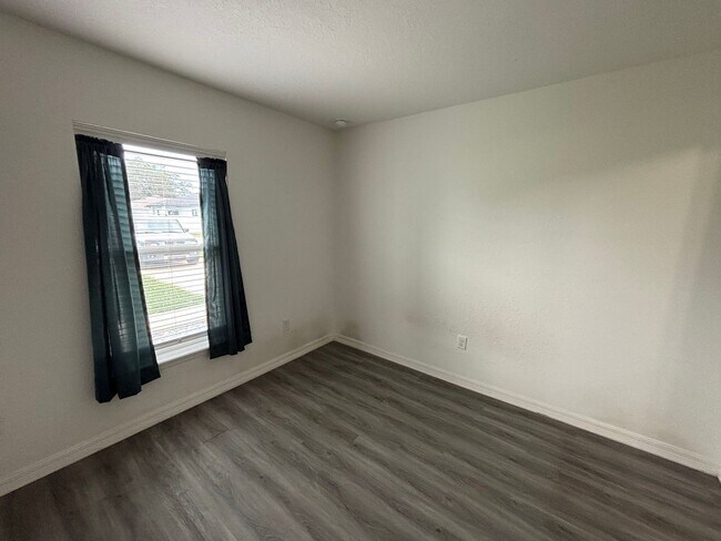 Building Photo - 103 Marion Oaks Dr