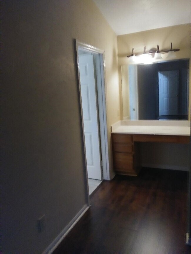 Building Photo - 7626 Almond Springs Dr