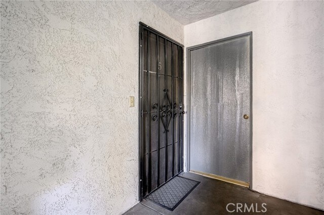 Building Photo - 408 Burchett St