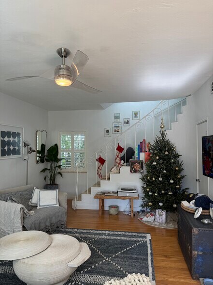 Building Photo - 4023 N Meridian Ave