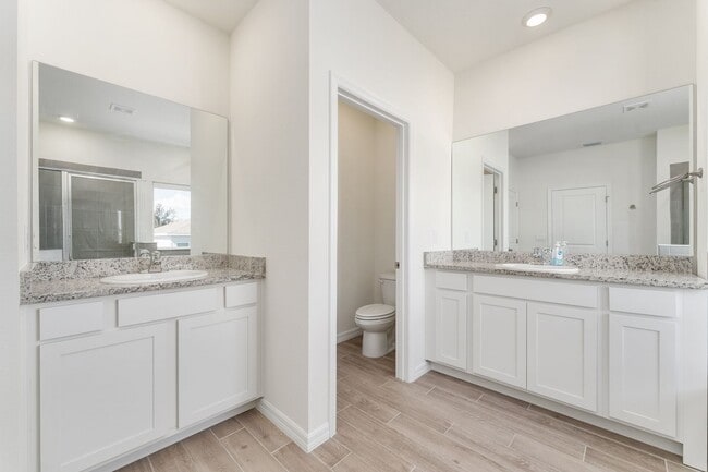 Building Photo - 1386 NW 132nd Cir