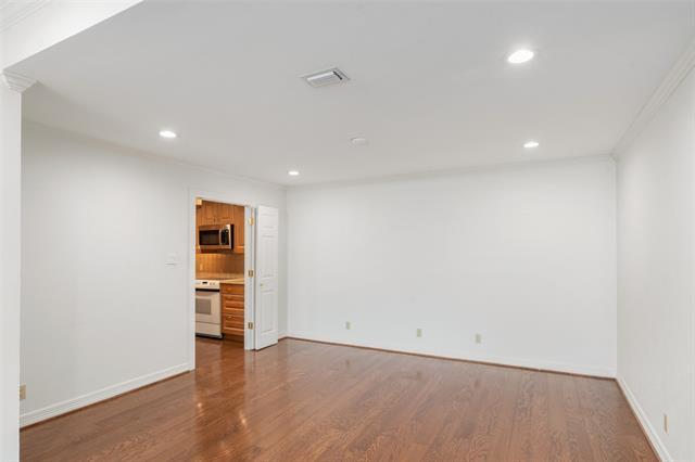 Building Photo - 6335 W Northwest Hwy