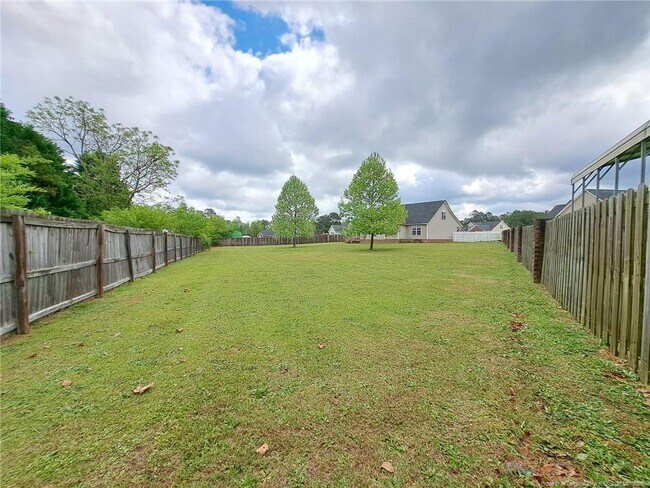 Building Photo - 206 Sandspur Ct