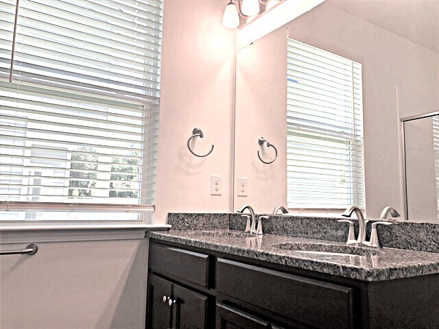 Building Photo - 13021 Wishsong Ct