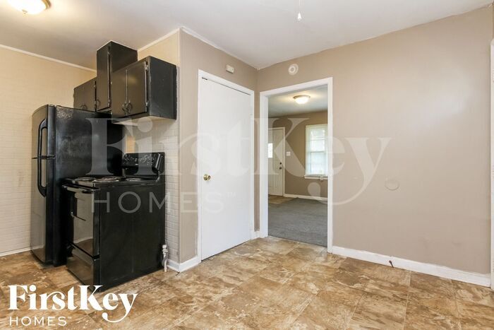 Building Photo - 3605 N Sadlier Dr