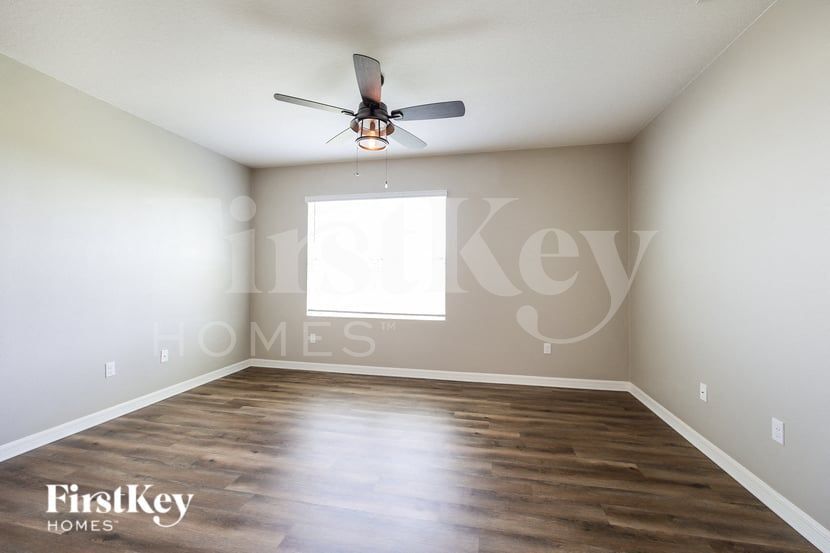 Building Photo - 480 Burnham Cir