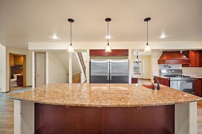 Building Photo - 8112 Old Exchange Dr