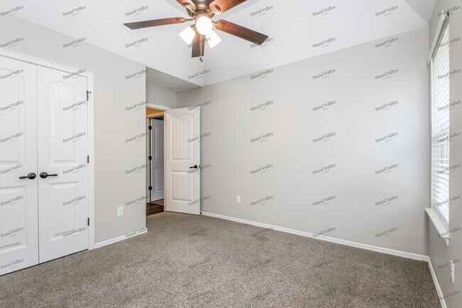 Building Photo - 13688 S 86th E Ave