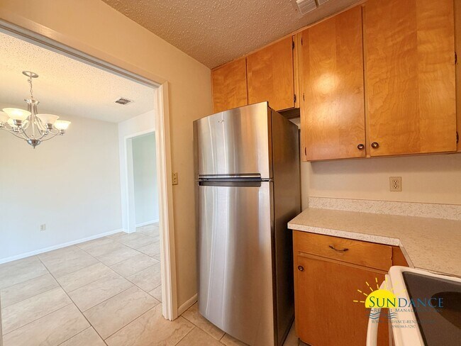Building Photo - 3BR Home in Shalimar Near Eglin AFB!