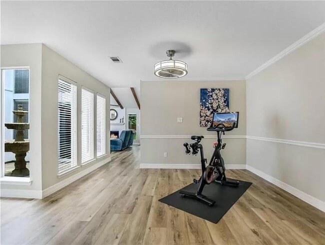 Building Photo - 1100 St Williams Ave