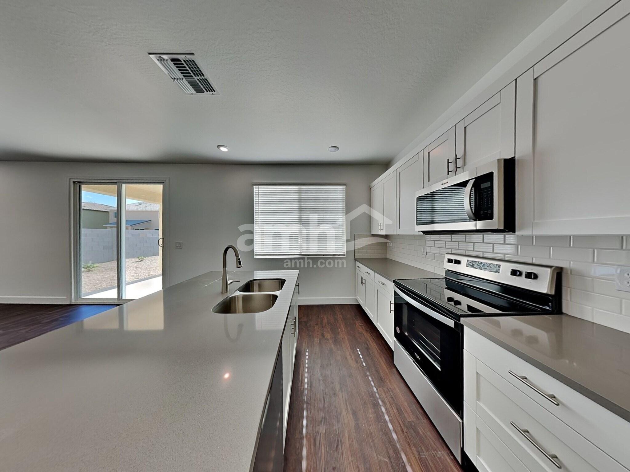 Building Photo - 17161 Puget Ave