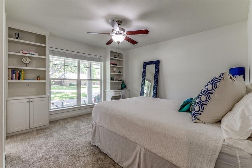 Building Photo - 6811 Huff Trail