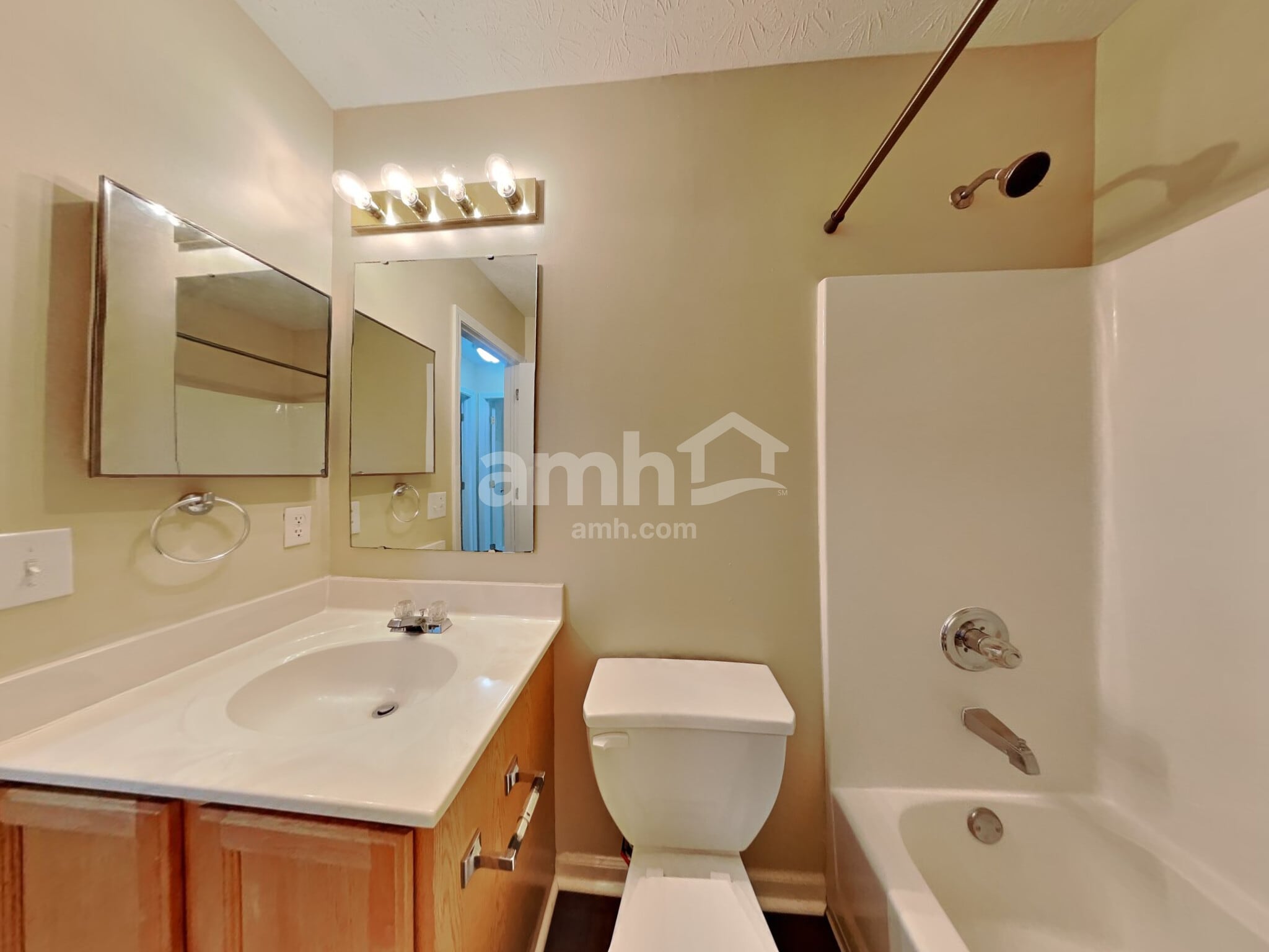 Building Photo - 7799 Cobblesprings Dr