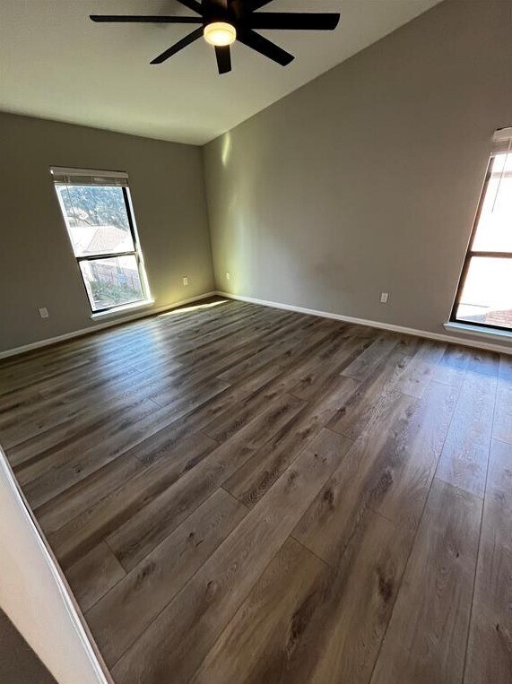 Building Photo - 2425 Augusta Dr