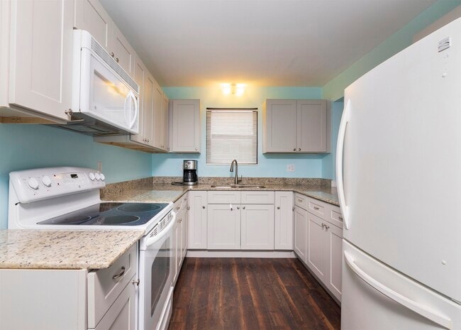 Building Photo - 43 Brigantine Ct