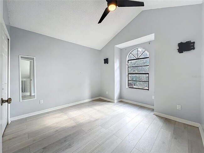 Building Photo - 622 Anhinga Rd