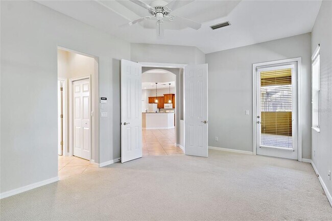Building Photo - 134 Savona Way