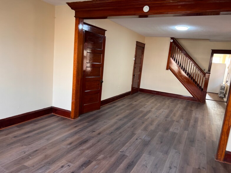 Building Photo - 2442 Freemansburg Ave