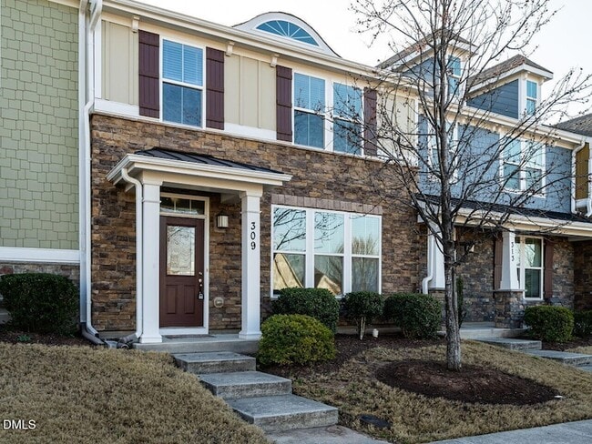 Building Photo - 309 Roundhouse Lane