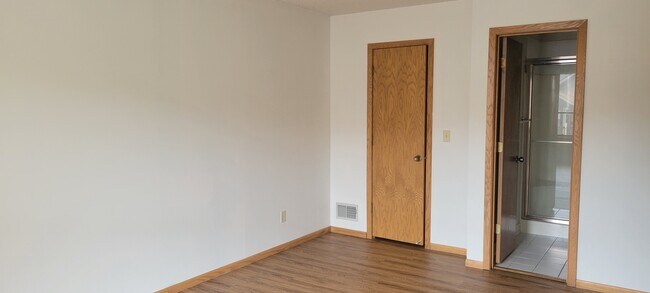 Building Photo - 15757 Griffon Path