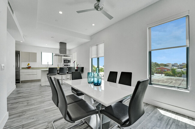 kitchen and dining room - 340 Balboa St