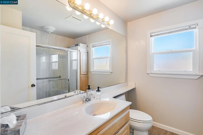 Building Photo - 3160 D St